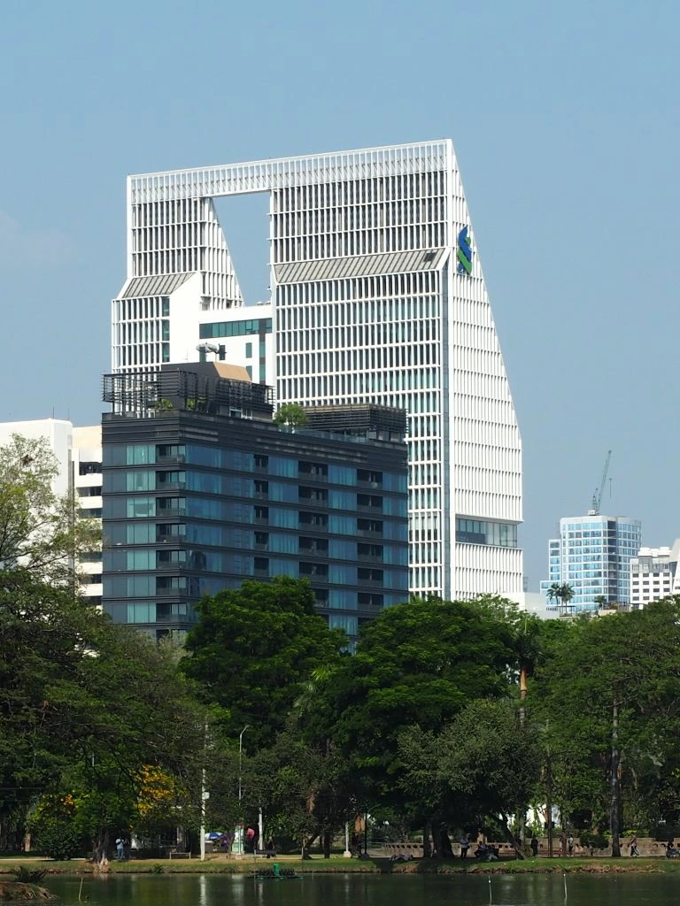 สำนักงานใหญ่ PGSlot 356 บนถนนพระราม 1 กรุงเทพฯ